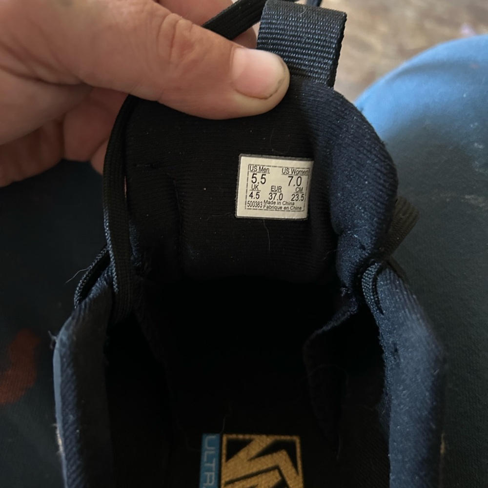 vans - Picture 5 of 5